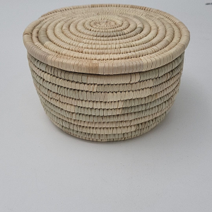 Boite ronde avec couvercle 3